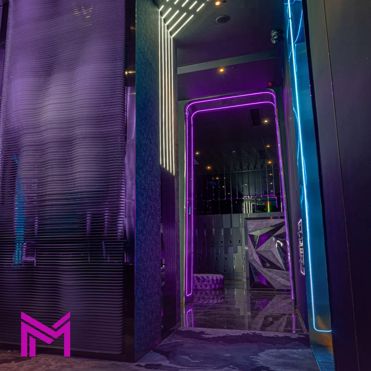 科技感入口設計，踏入未來科技的天堂！