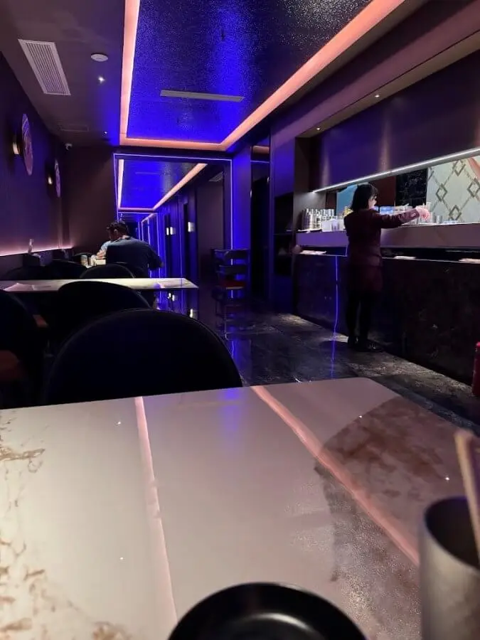 ️ 精緻用餐環境，與美女共進浪漫晚餐！